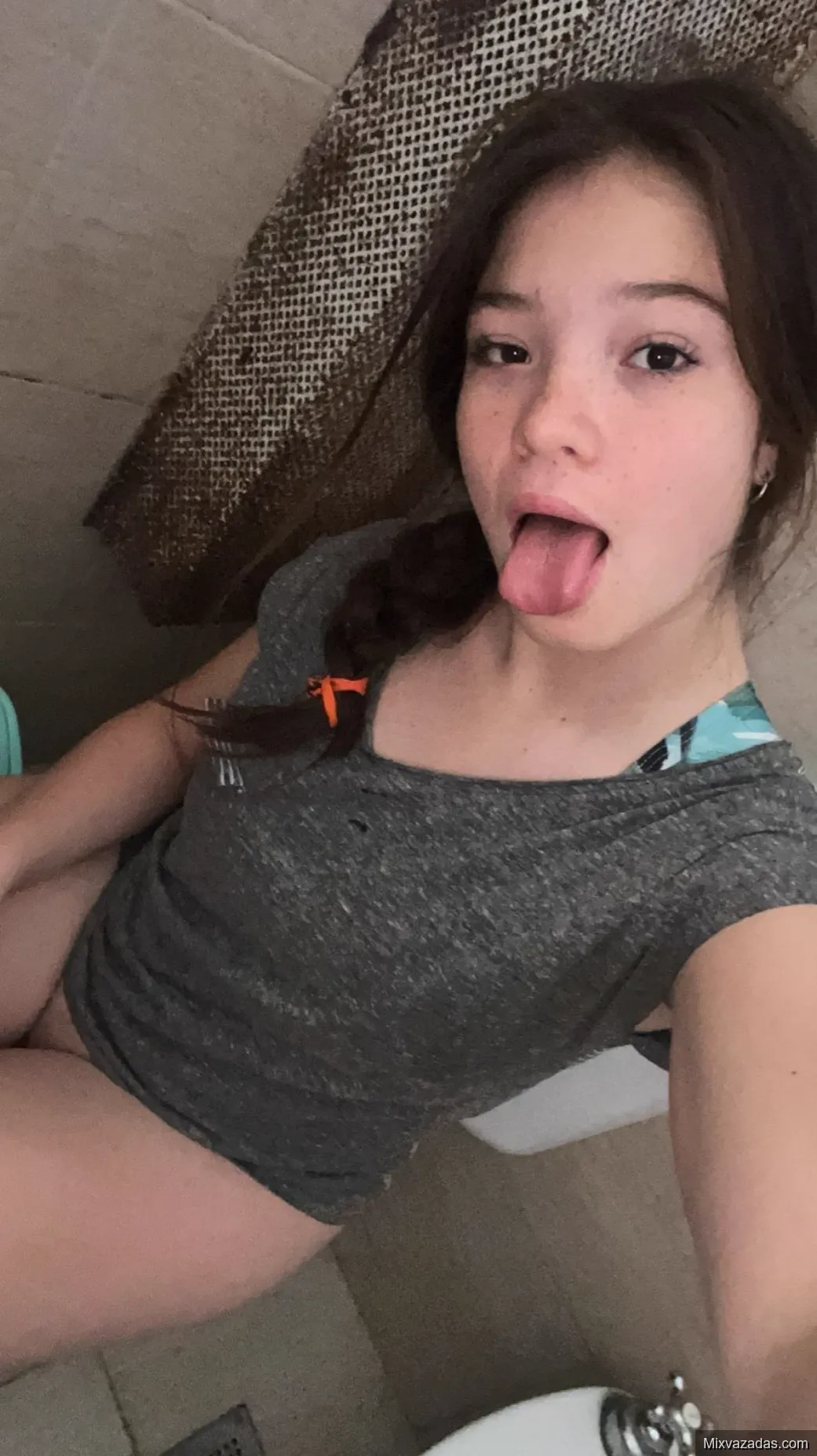 Novinha Branquinha Peituda Fotos De Nudes Vazadas Na Net - foto 09