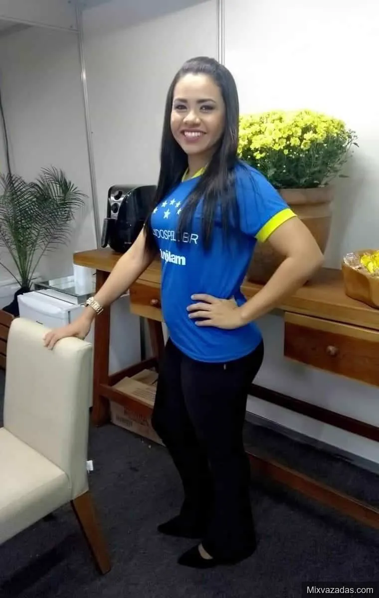 Novinha Crente Baixinha Tesuda Fotos Amadoras Caseiras - foto 05