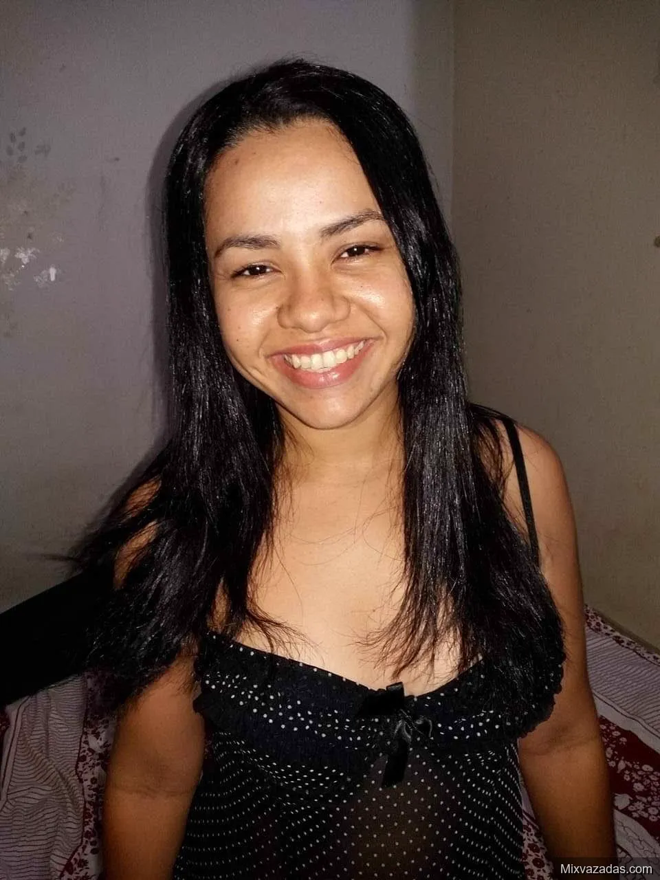 Novinha Crente Baixinha Tesuda Fotos Amadoras Caseiras - foto 13