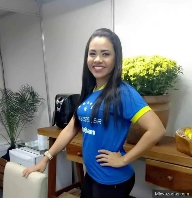 Novinha Crente Baixinha Tesuda Fotos Amadoras Caseiras - foto 09