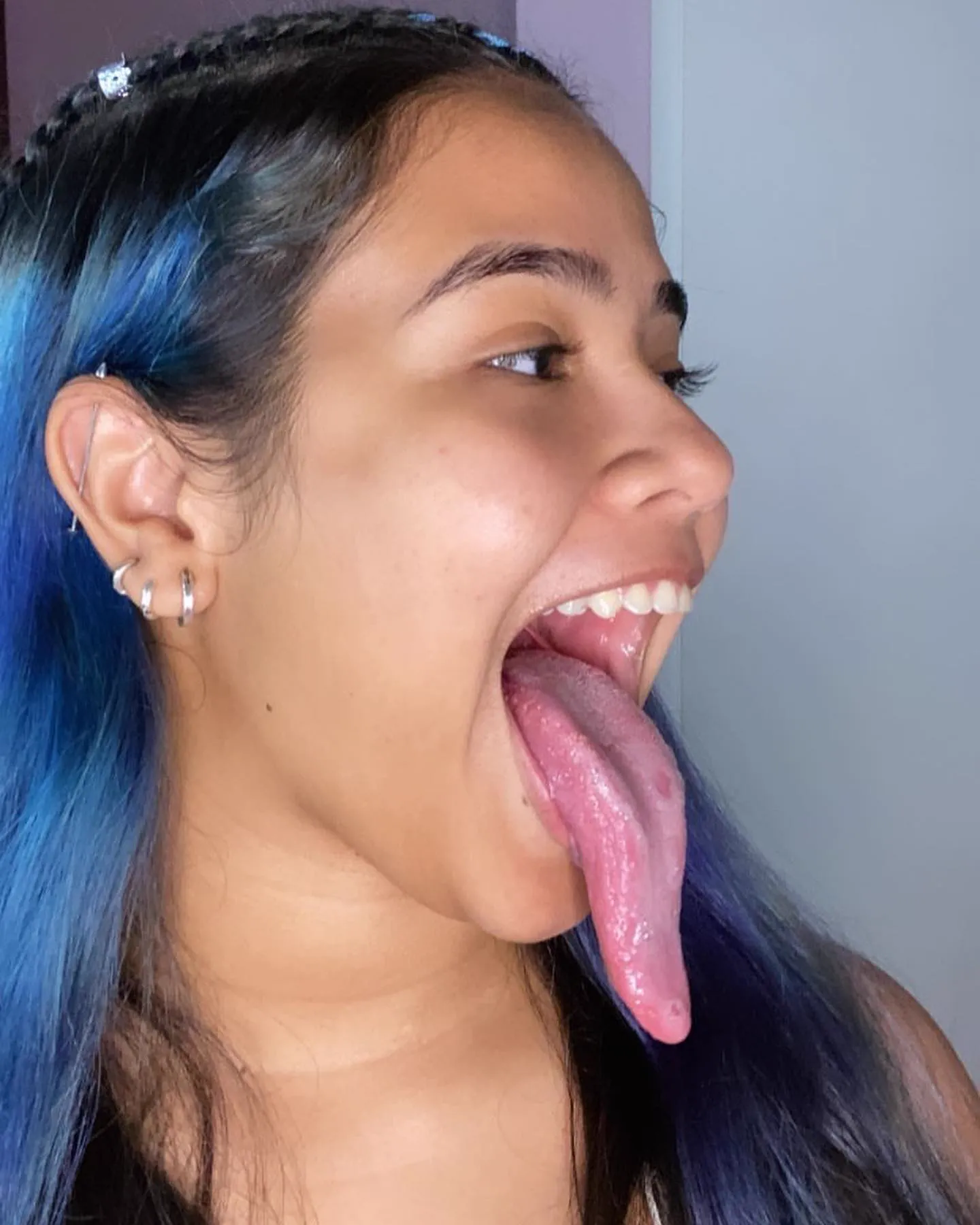 Stefanny Ribeiro A Digital Influencer Rabuda Do Long Tongue - foto 08