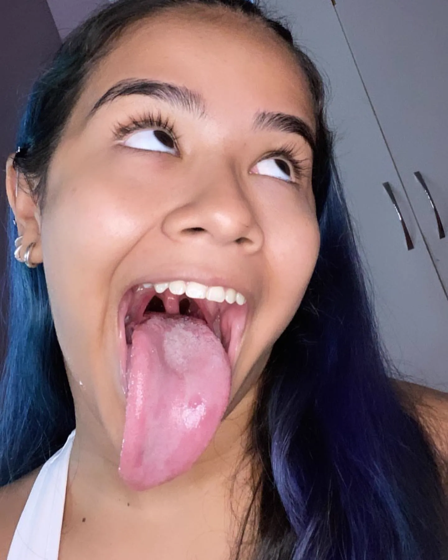 Stefanny Ribeiro A Digital Influencer Rabuda Do Long Tongue - foto 09