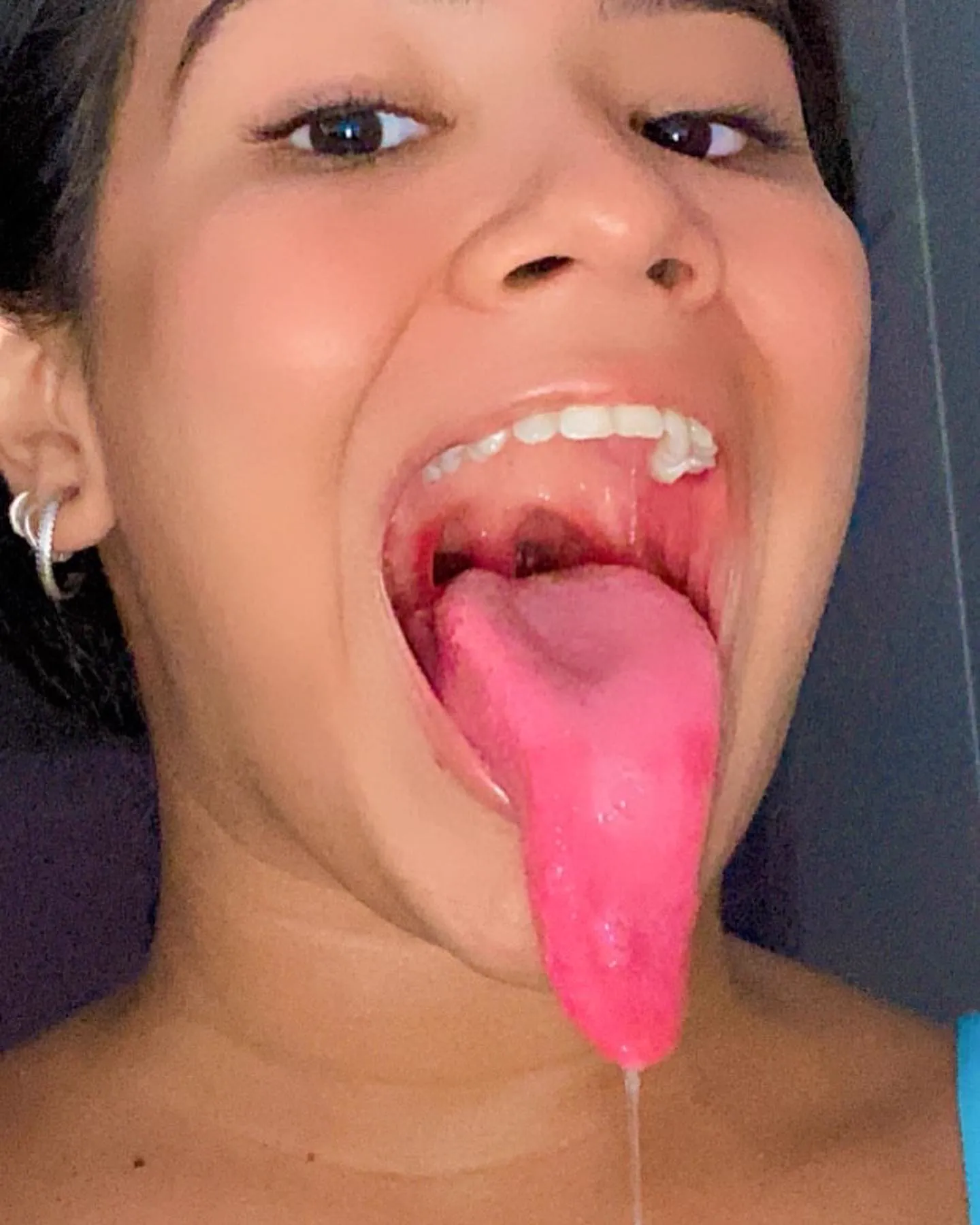 Stefanny Ribeiro A Digital Influencer Rabuda Do Long Tongue - foto 16