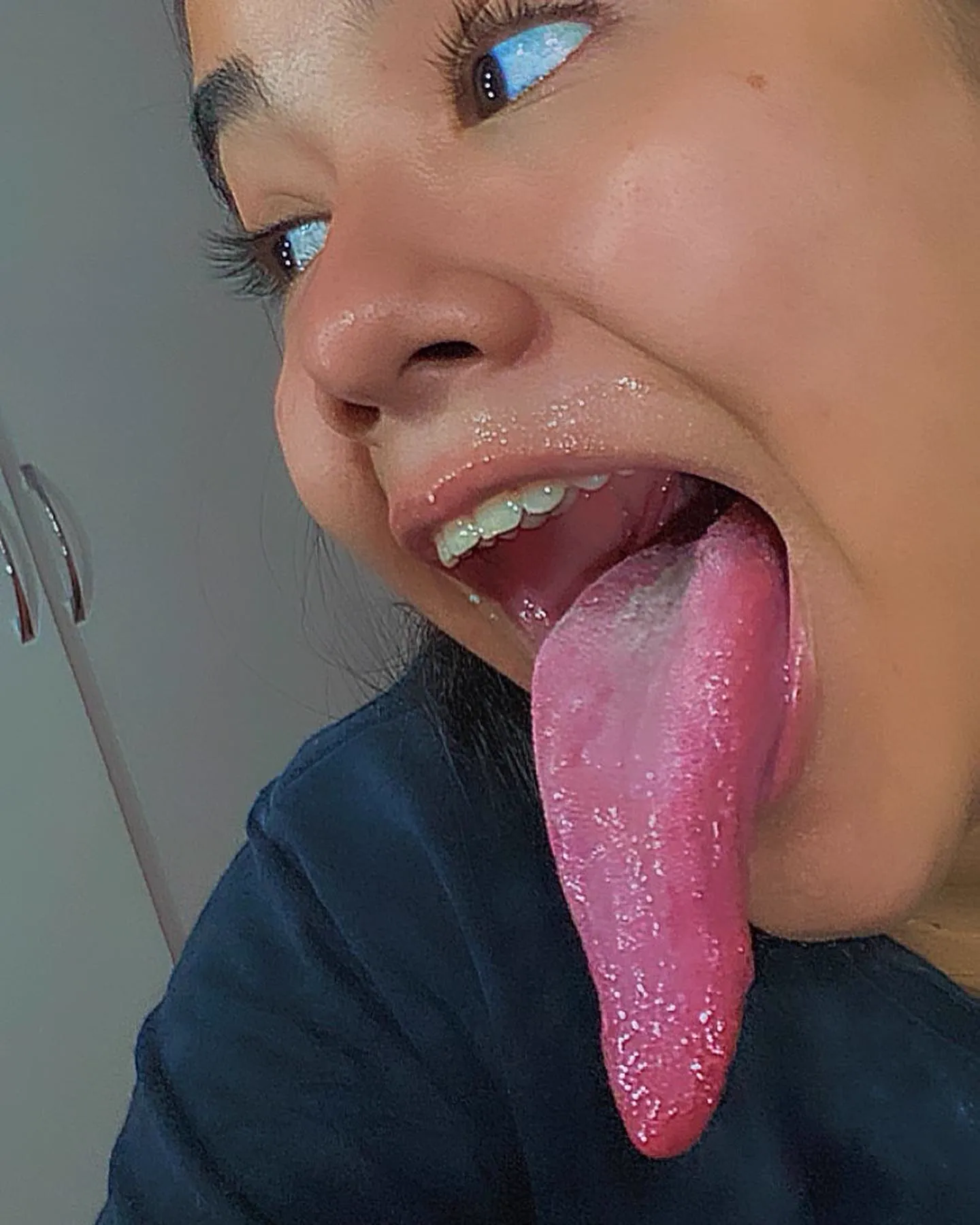 Stefanny Ribeiro A Digital Influencer Rabuda Do Long Tongue - foto 33