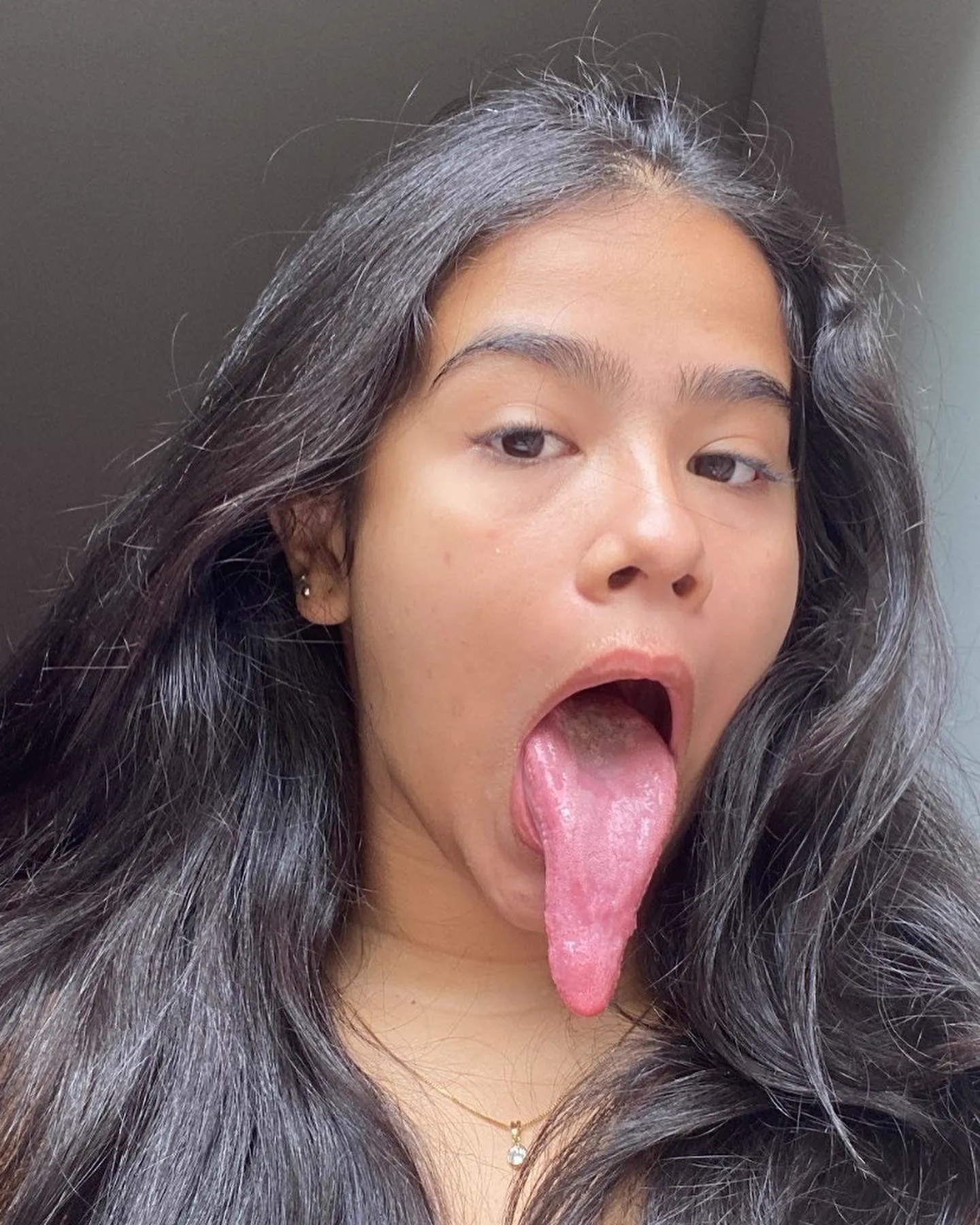 Stefanny Ribeiro A Digital Influencer Rabuda Do Long Tongue - foto 42