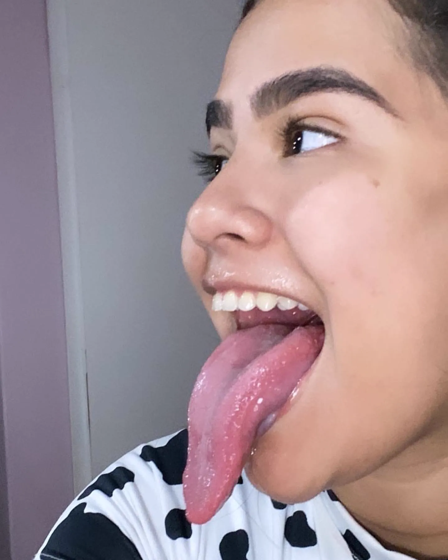 Stefanny Ribeiro A Digital Influencer Rabuda Do Long Tongue - foto 49
