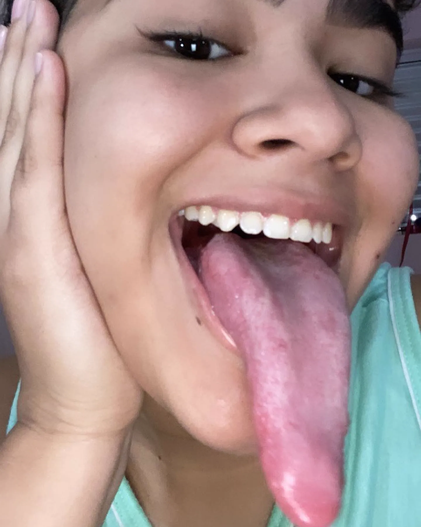 Stefanny Ribeiro A Digital Influencer Rabuda Do Long Tongue - foto 53
