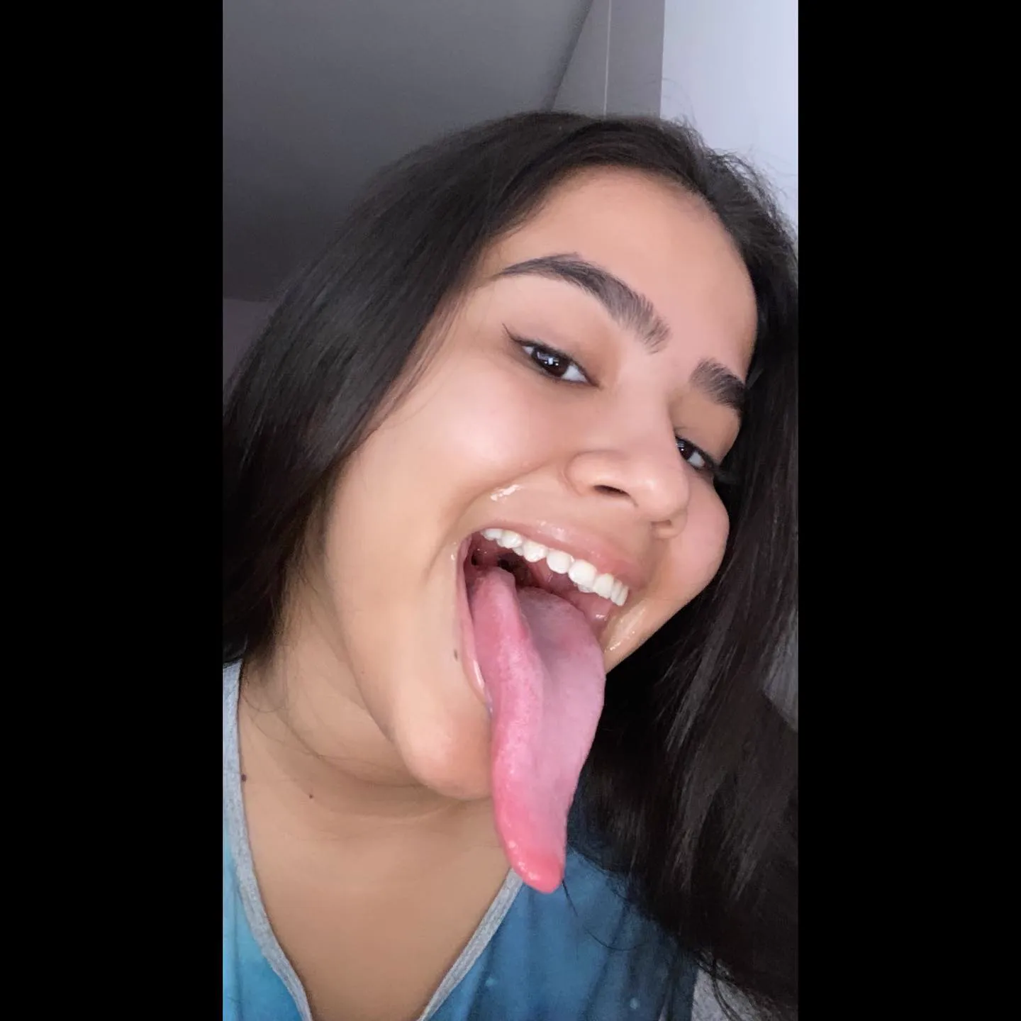 Stefanny Ribeiro A Digital Influencer Rabuda Do Long Tongue - foto 54