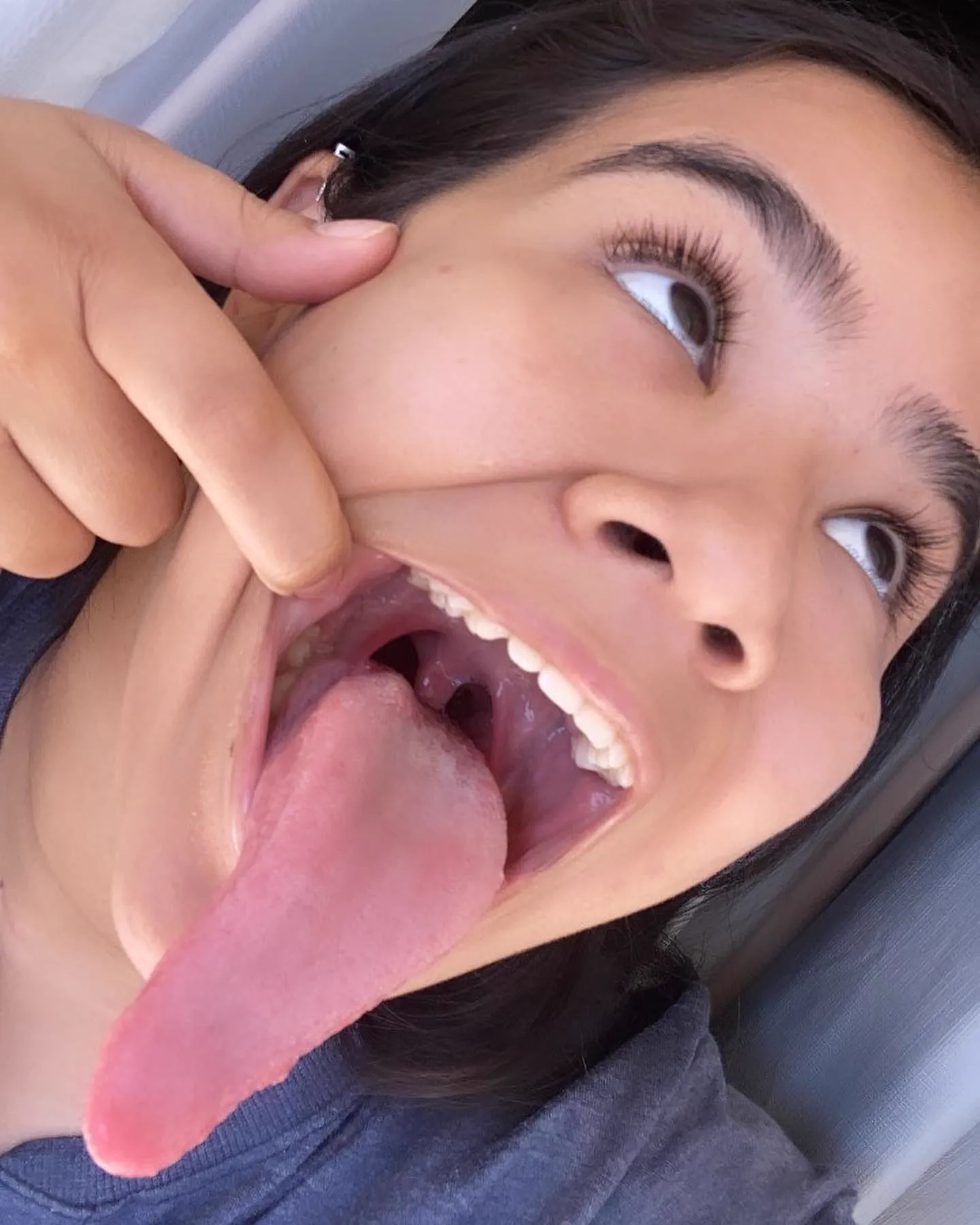 Stefanny Ribeiro A Digital Influencer Rabuda Do Long Tongue - foto 58