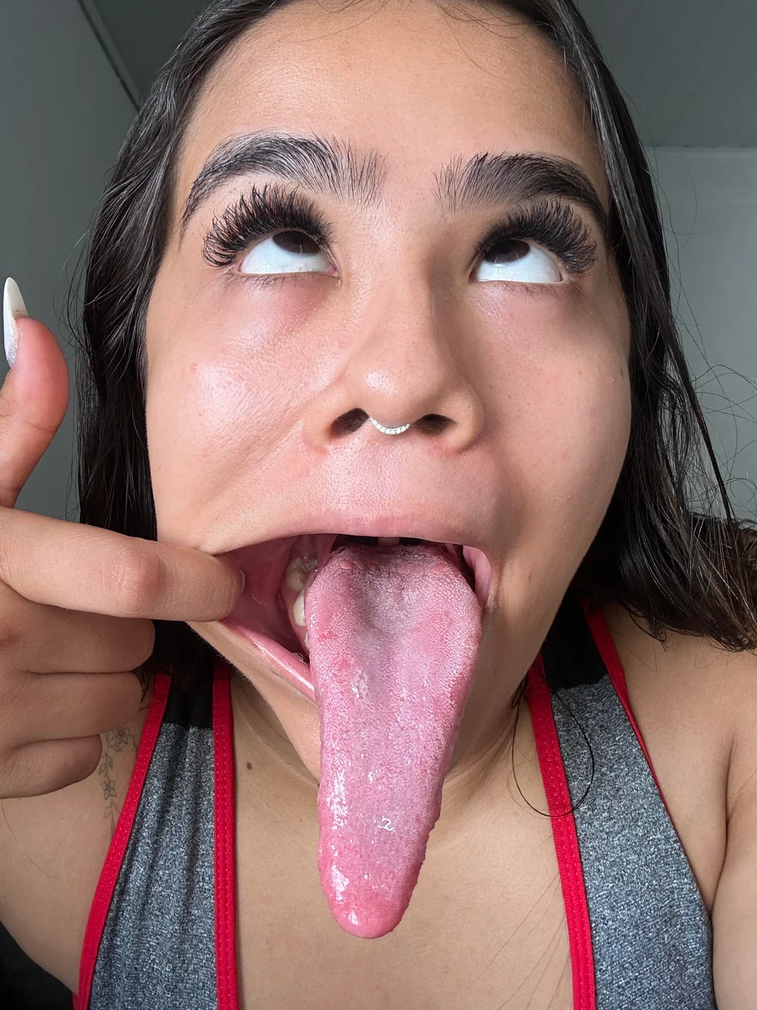 Stefanny Ribeiro A Digital Influencer Rabuda Do Long Tongue - foto 123