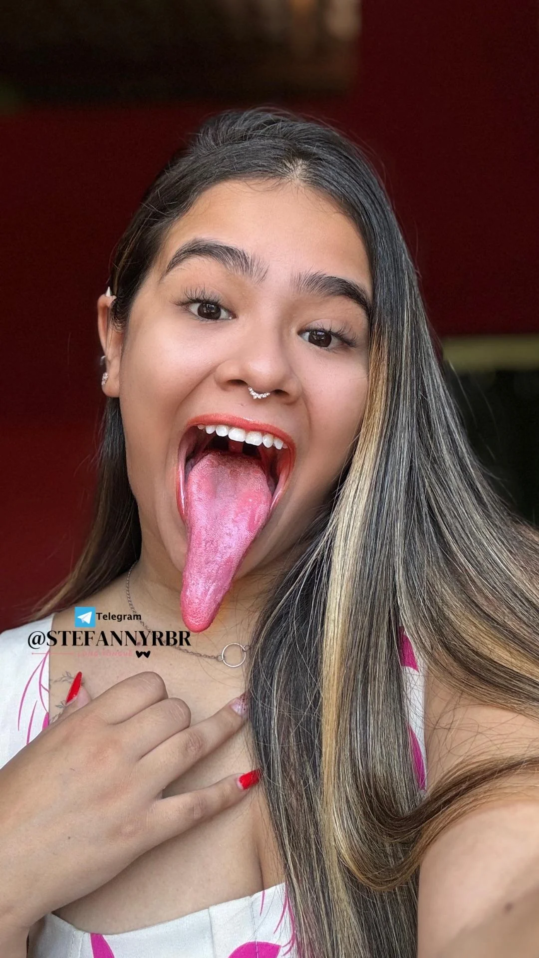 Stefanny Ribeiro A Digital Influencer Rabuda Do Long Tongue - foto 169